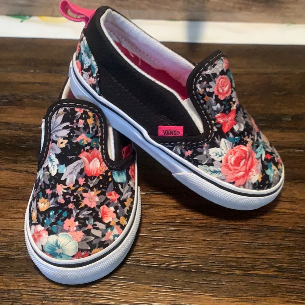 Girls Floral Vans